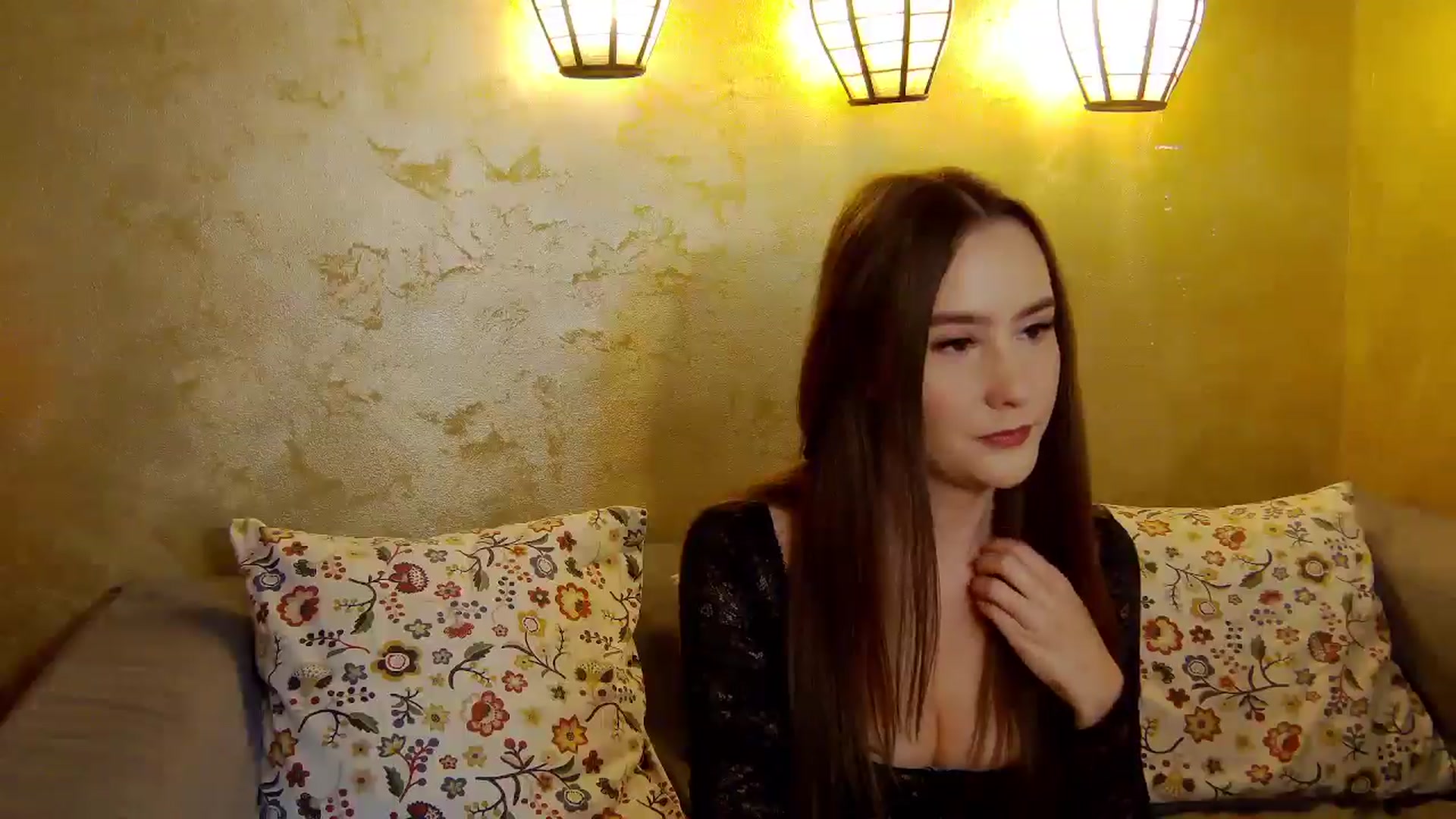 Gallery image thumbnail from Radiance's myfreecams stream on, 10/22/2025, 14:43 image 12 of 20