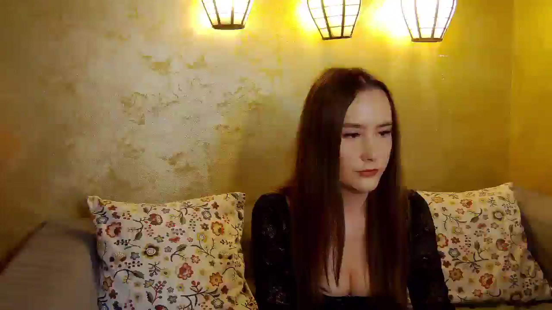 Gallery image thumbnail from Radiance's myfreecams stream on, 10/22/2025, 14:43 image 15 of 20