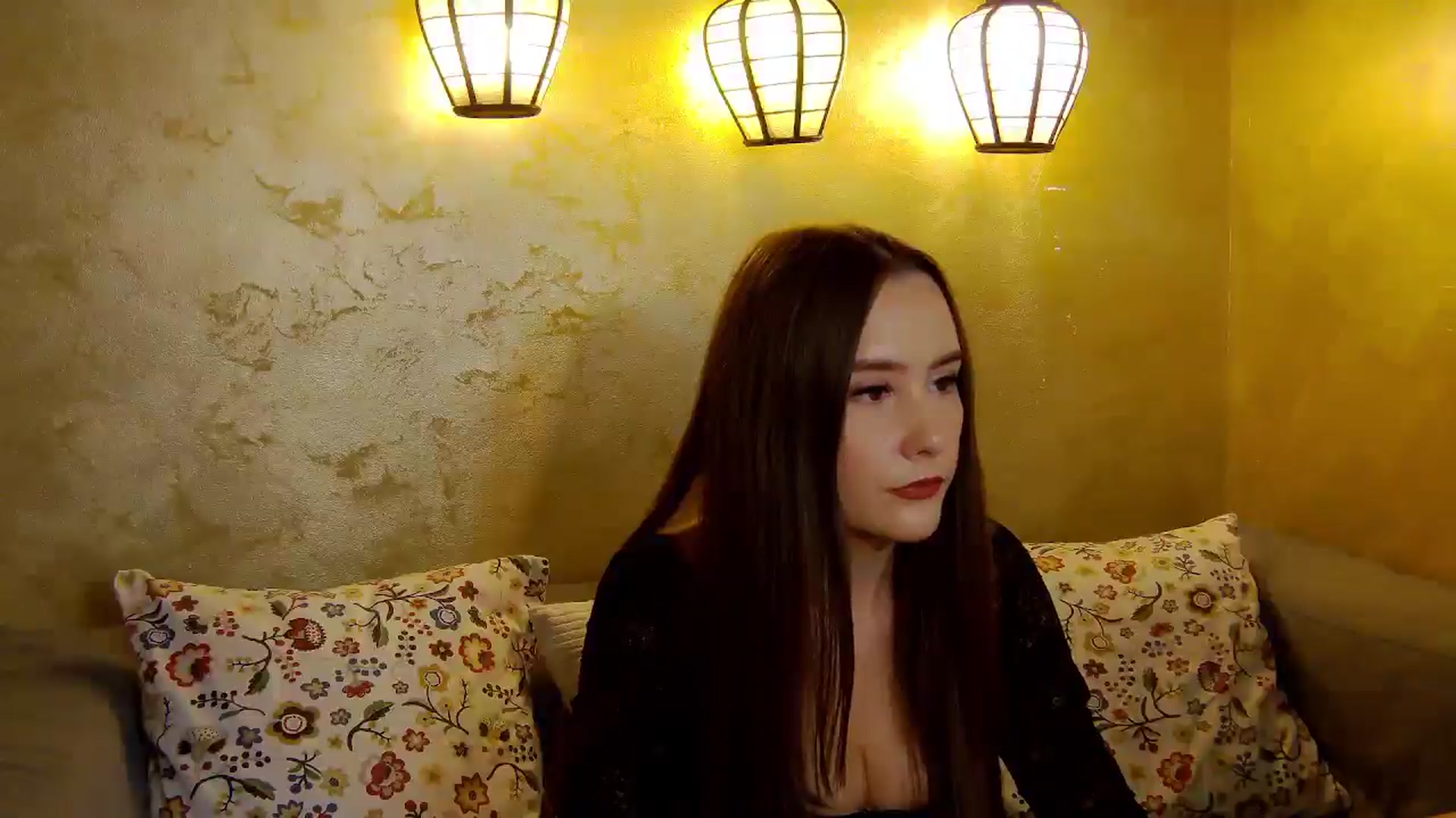 Gallery image thumbnail from Radiance's myfreecams stream on, 10/22/2025, 16:55 image 8 of 20