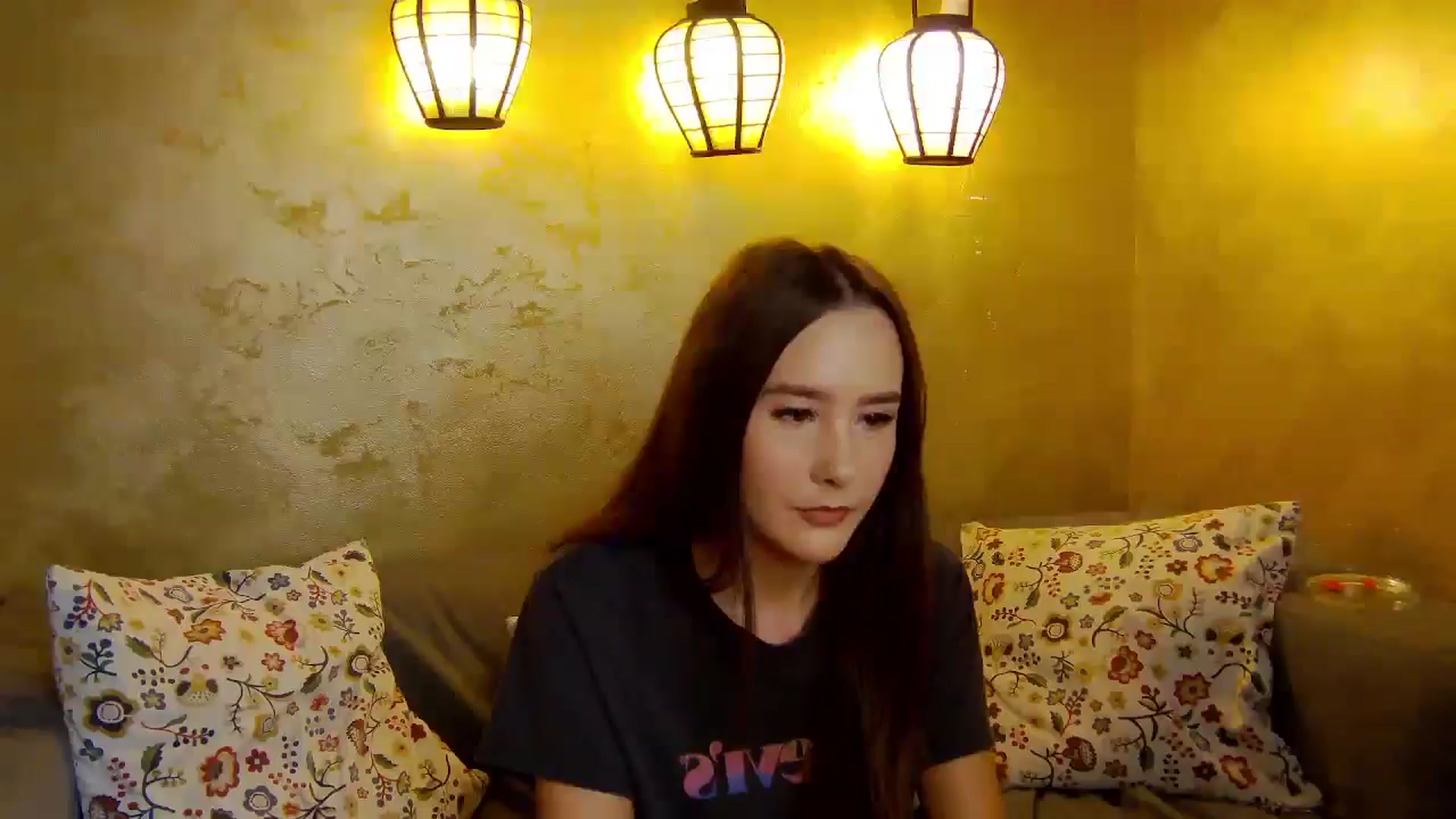 Gallery image thumbnail from Radiance's myfreecams stream on, 10/23/2025, 16:51 image 3 of 20