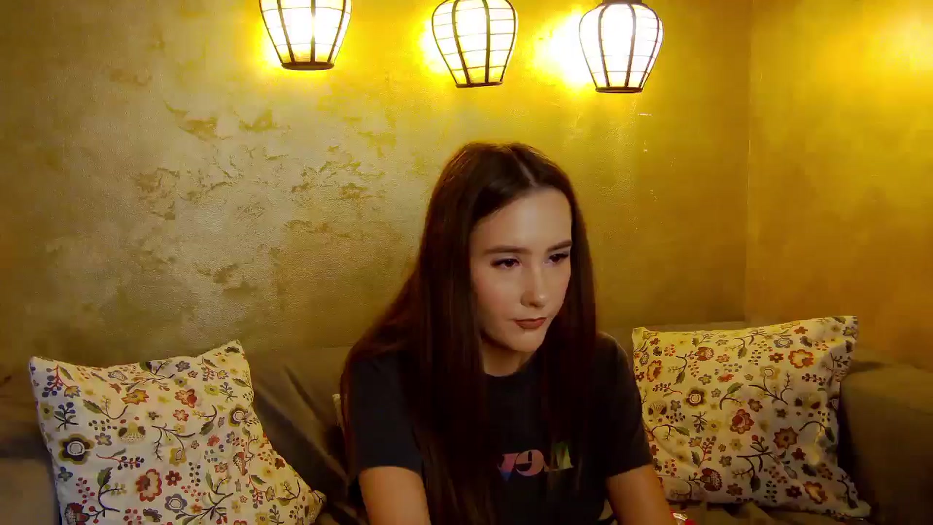 Gallery image thumbnail from Radiance's myfreecams stream on, 10/23/2025, 18:49 image 9 of 20
