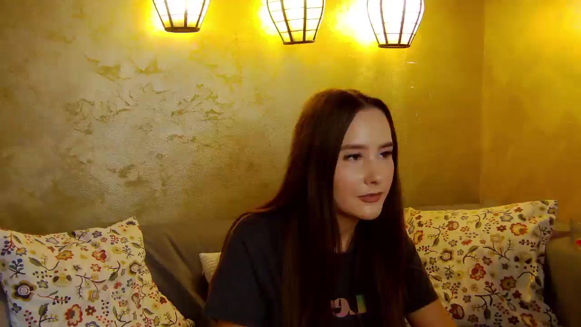 Gallery image thumbnail from Radiance's myfreecams stream on, 10/23/2025, 18:49 image 18 of 20