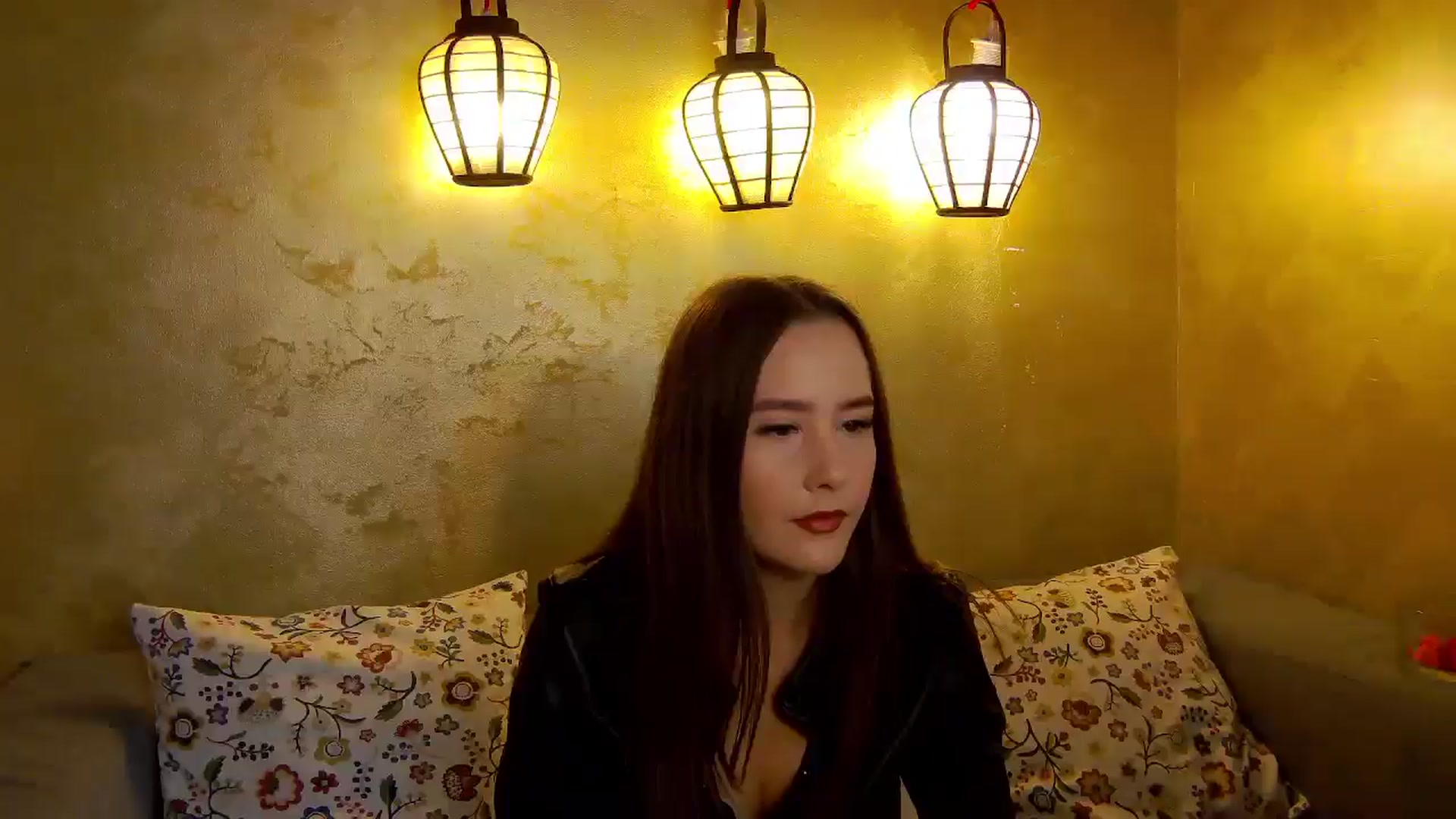 Gallery image thumbnail from Radiance's myfreecams stream on, 10/24/2025, 14:16 image 13 of 20