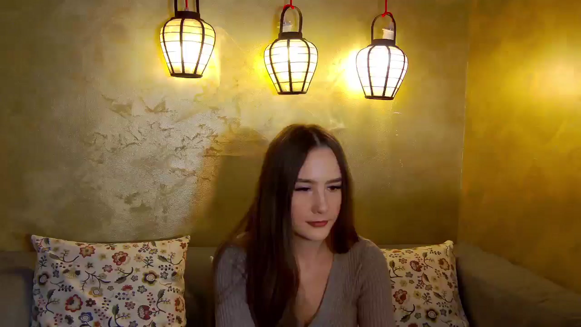 Gallery image thumbnail from Radiance's myfreecams stream on, 11/04/2025, 14:48 image 7 of 20