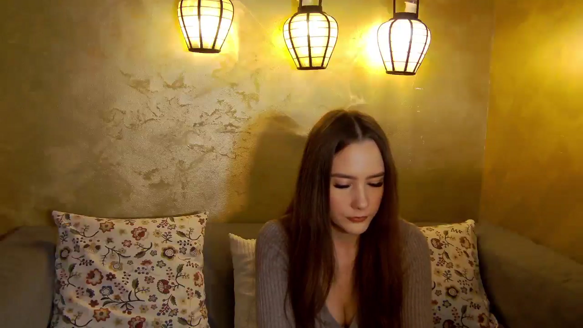 Gallery image thumbnail from Radiance's myfreecams stream on, 11/04/2025, 15:41 image 10 of 20