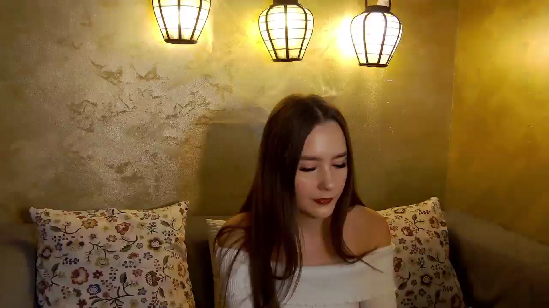 Gallery image thumbnail from Radiance's myfreecams stream on, 11/06/2025, 14:59 image 8 of 20