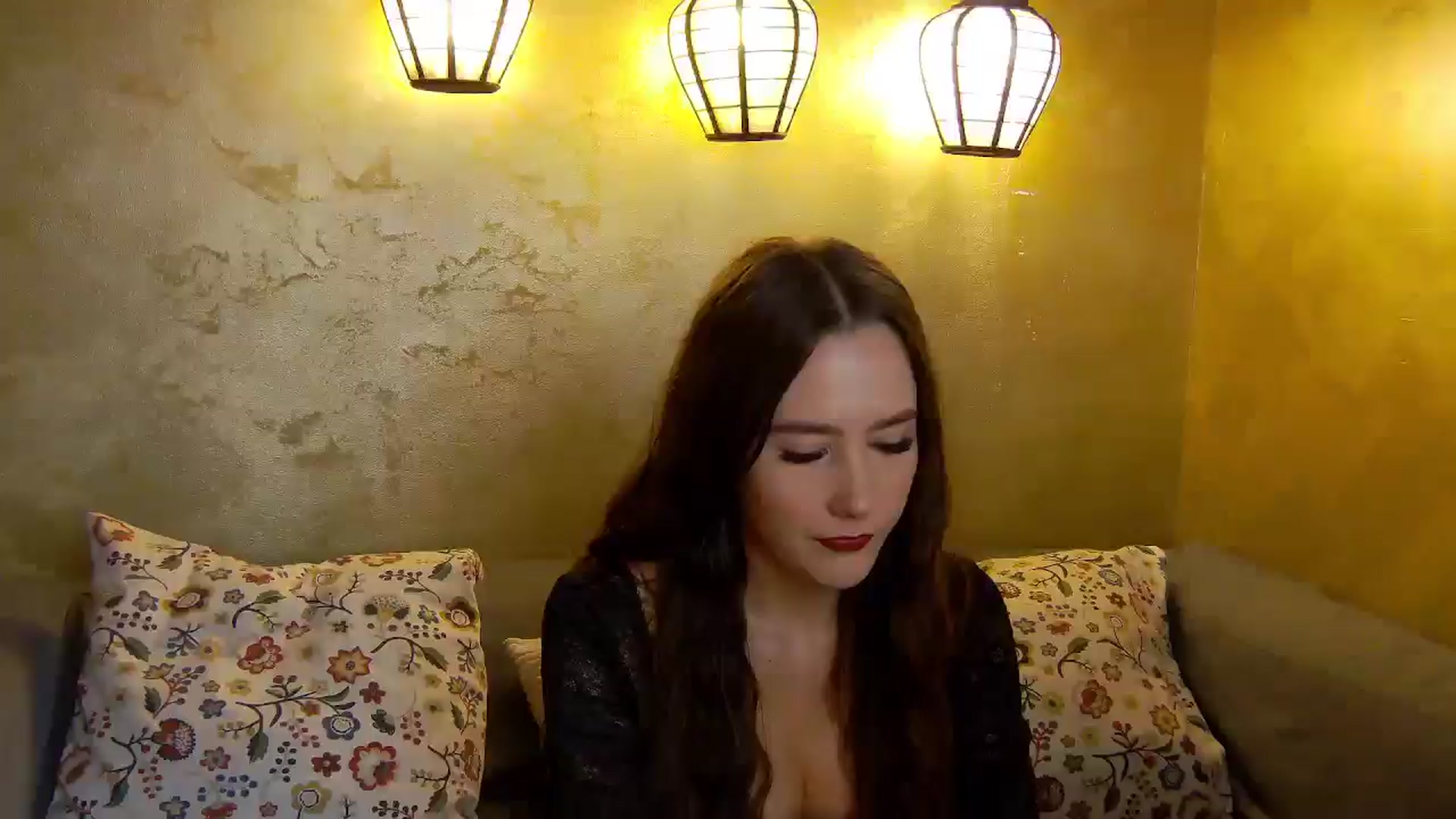 Gallery image thumbnail from Radiance's myfreecams stream on, 11/08/2025, 15:49 image 11 of 20