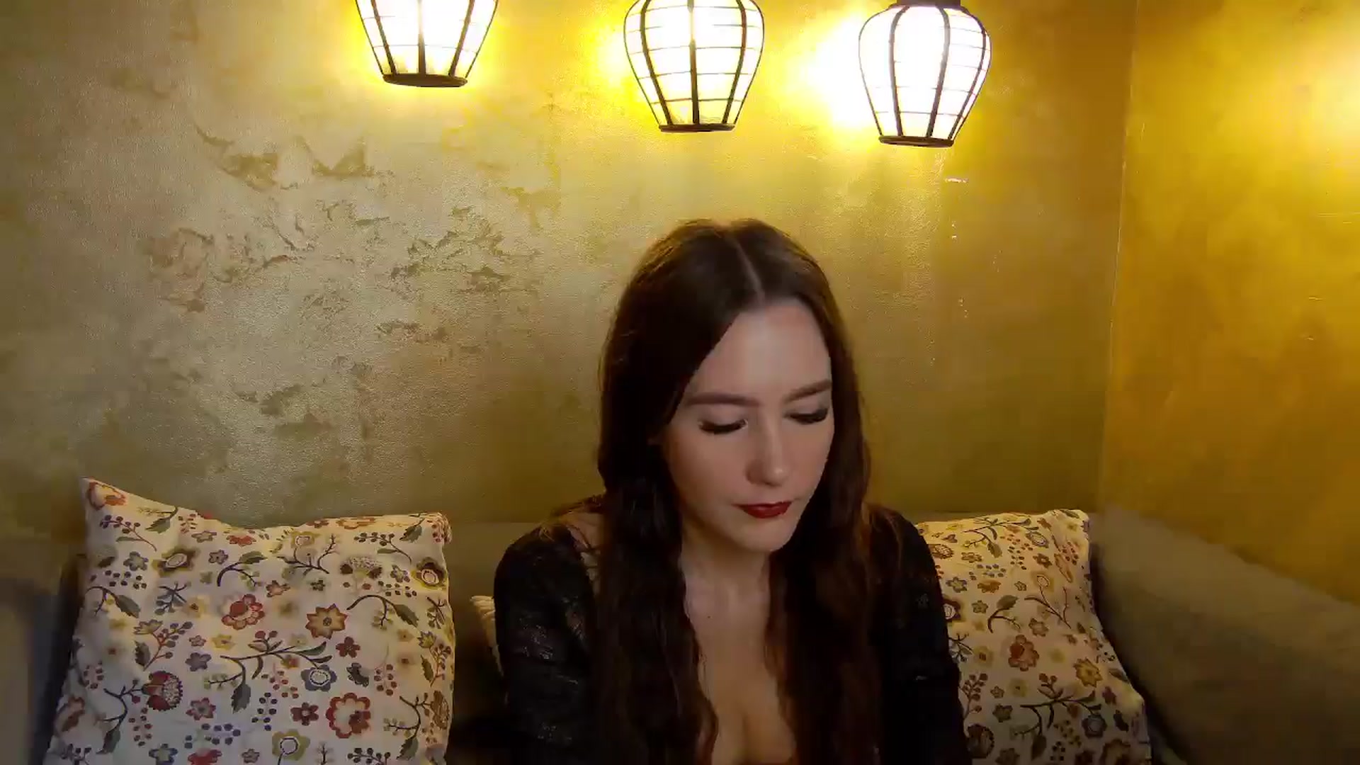 Gallery image thumbnail from Radiance's myfreecams stream on, 11/08/2025, 15:49 image 6 of 20