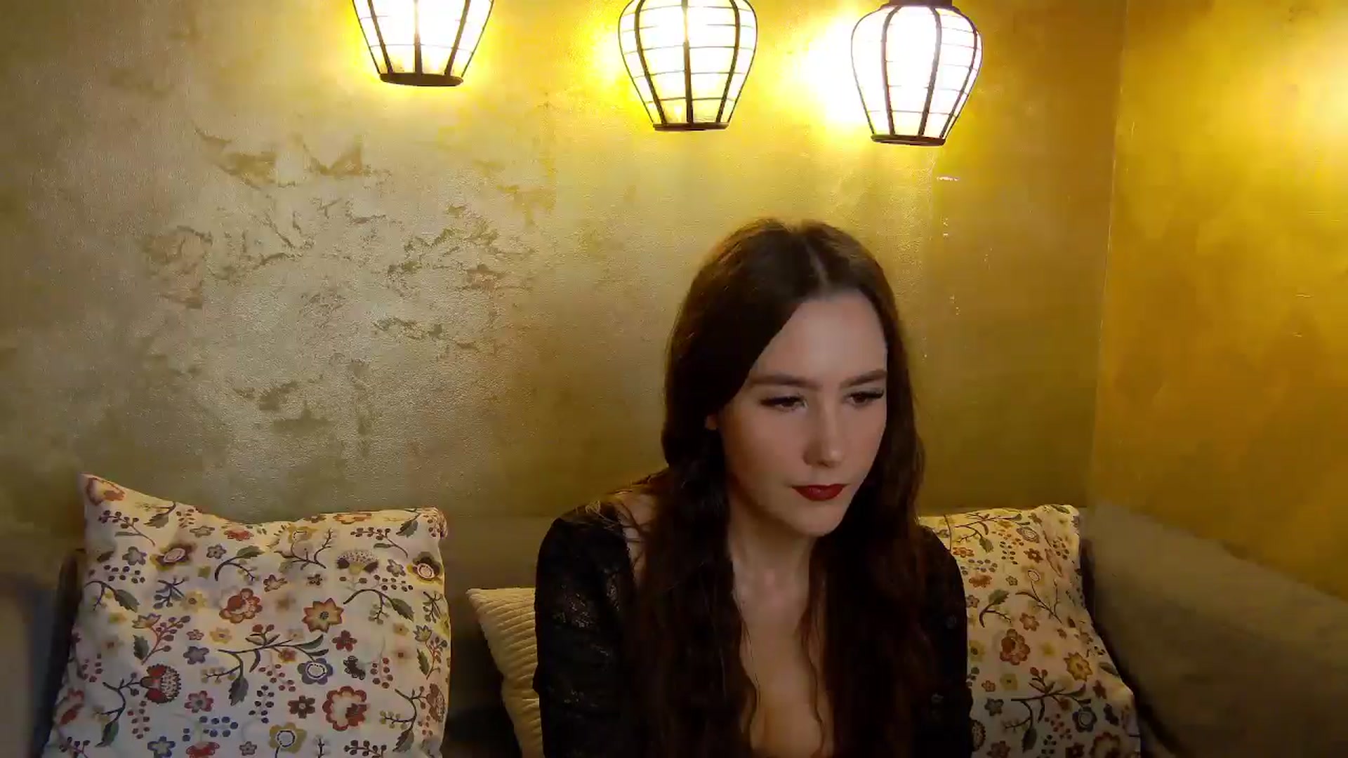 Gallery image thumbnail from Radiance's myfreecams stream on, 11/08/2025, 15:49 image 2 of 20