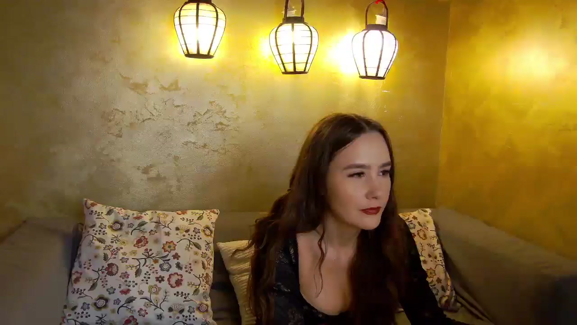 Gallery image thumbnail from Radiance's myfreecams stream on, 11/08/2025, 17:46 image 19 of 20