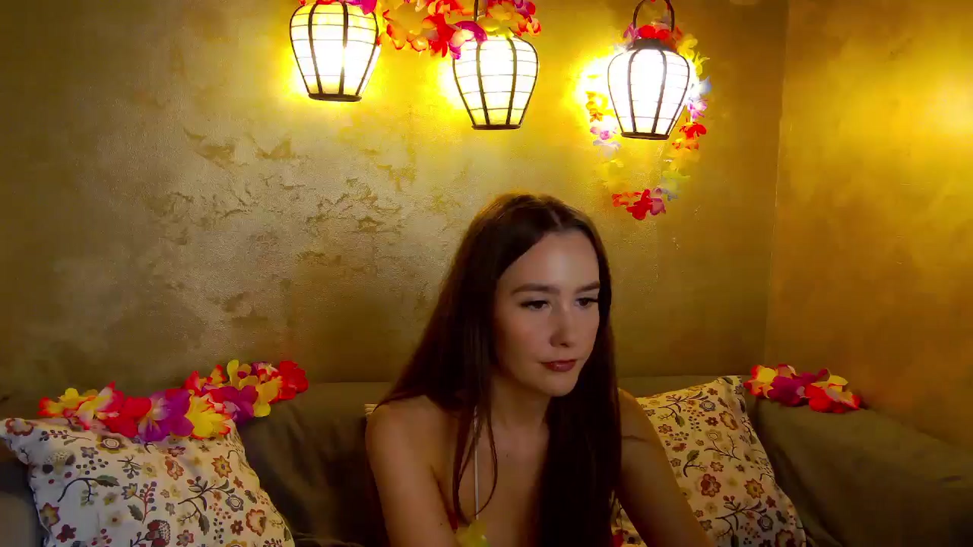 Gallery image thumbnail from Radiance's myfreecams stream on, 11/09/2025, 16:36 image 17 of 20