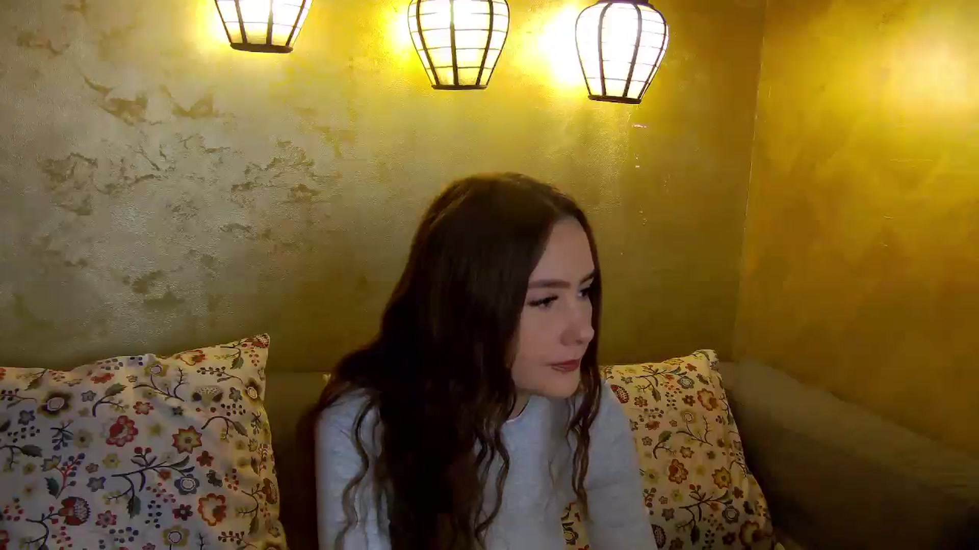 Gallery image thumbnail from Radiance's myfreecams stream on, 11/12/2025, 14:58 image 4 of 20