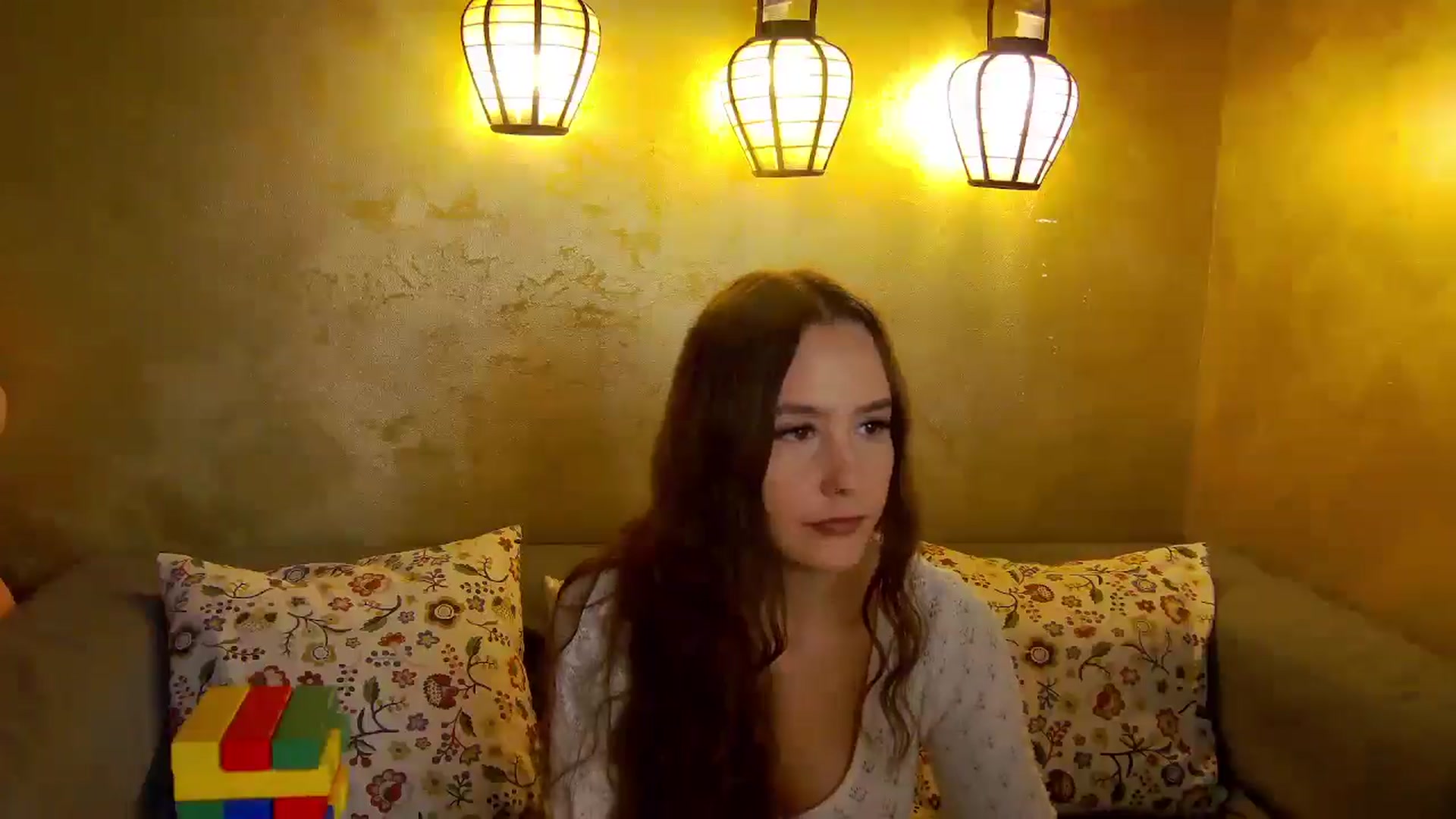 Gallery image thumbnail from Radiance's myfreecams stream on, 11/13/2025, 17:17 image 12 of 20