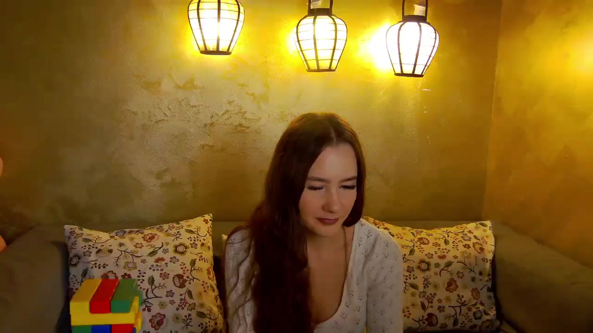 Gallery image thumbnail from Radiance's myfreecams stream on, 11/13/2025, 17:17 image 18 of 20