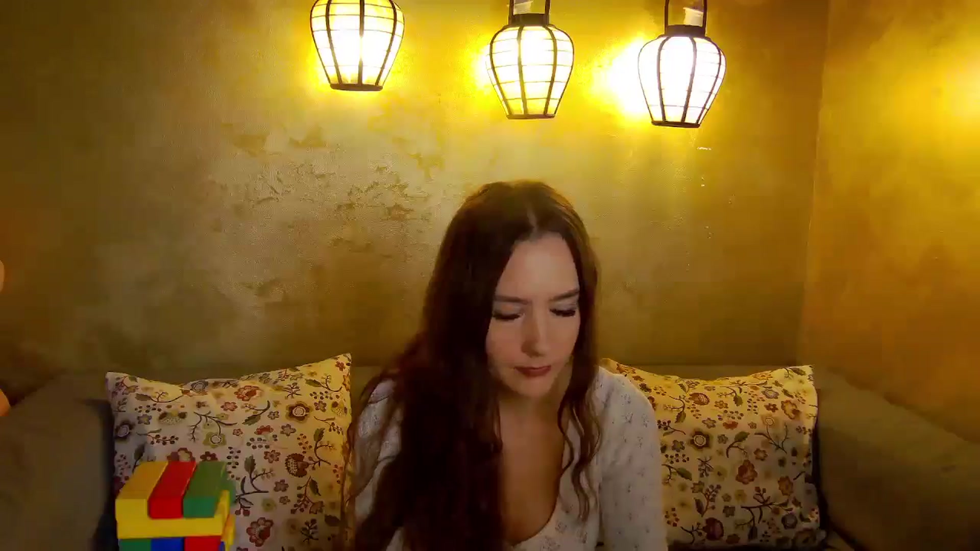 Gallery image thumbnail from Radiance's myfreecams stream on, 11/13/2025, 17:17 image 11 of 20