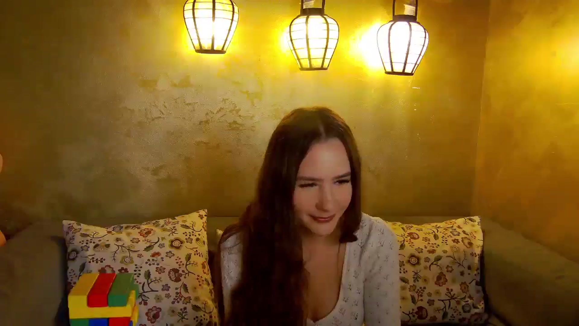 Gallery image thumbnail from Radiance's myfreecams stream on, 11/13/2025, 17:32 image 7 of 20