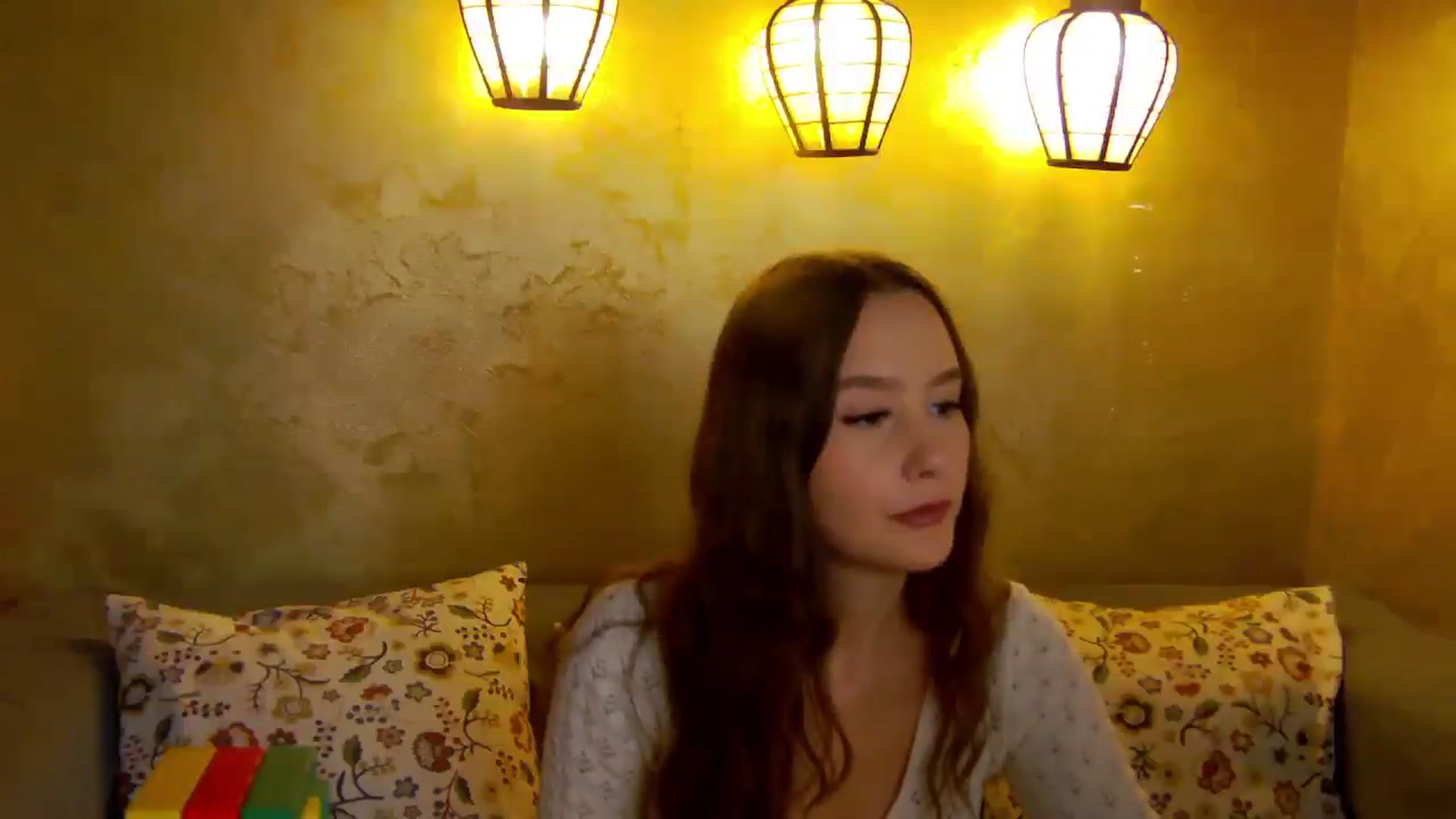 Gallery image thumbnail from Radiance's myfreecams stream on, 11/13/2025, 18:14 image 7 of 20