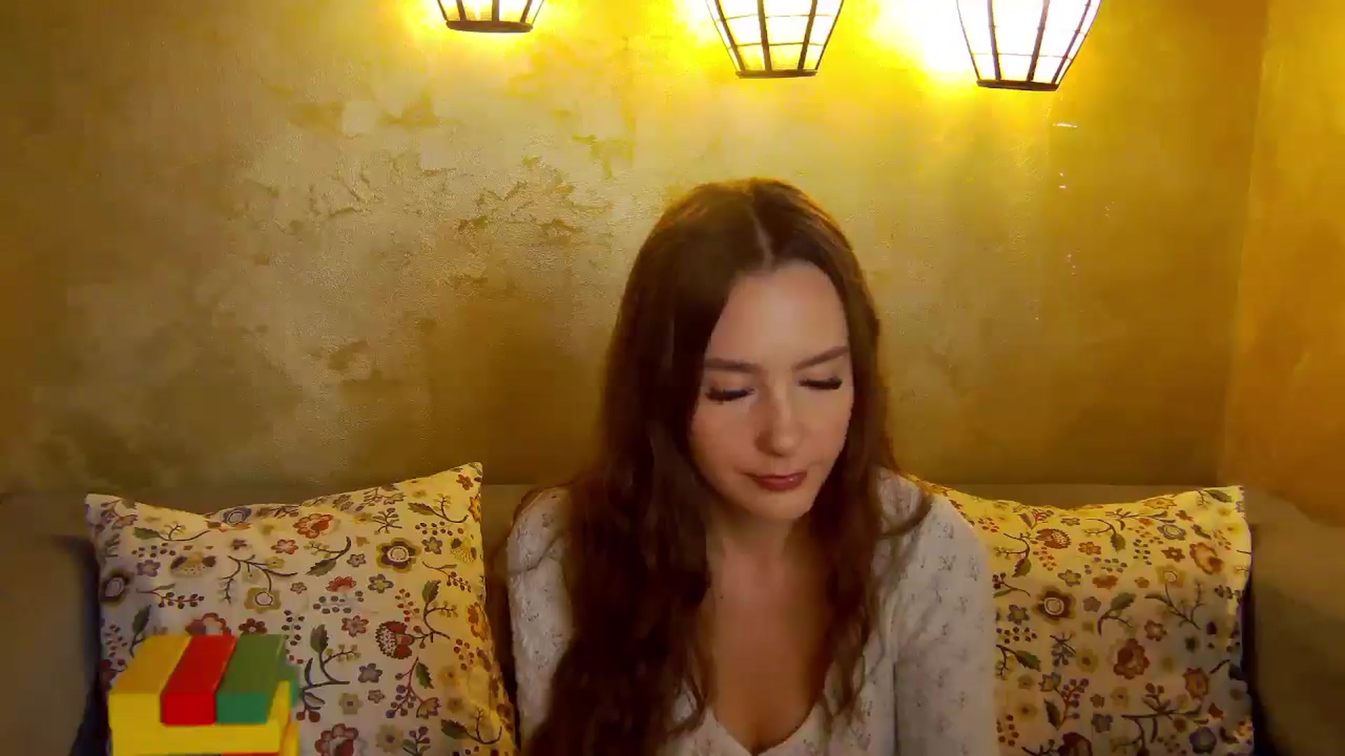 Gallery image thumbnail from Radiance's myfreecams stream on, 11/13/2025, 18:14 image 8 of 20