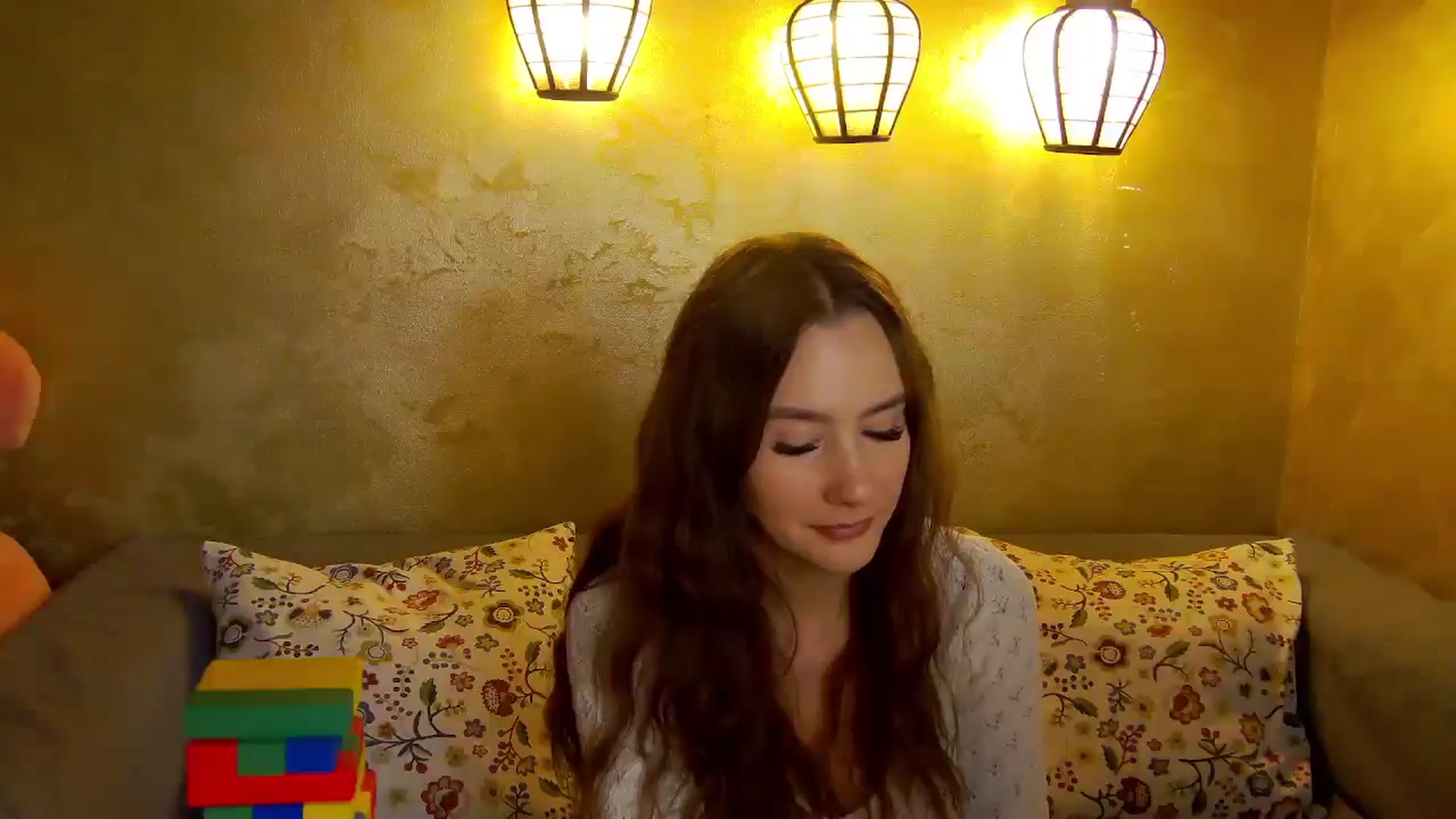 Gallery image thumbnail from Radiance's myfreecams stream on, 11/13/2025, 19:58 image 15 of 20