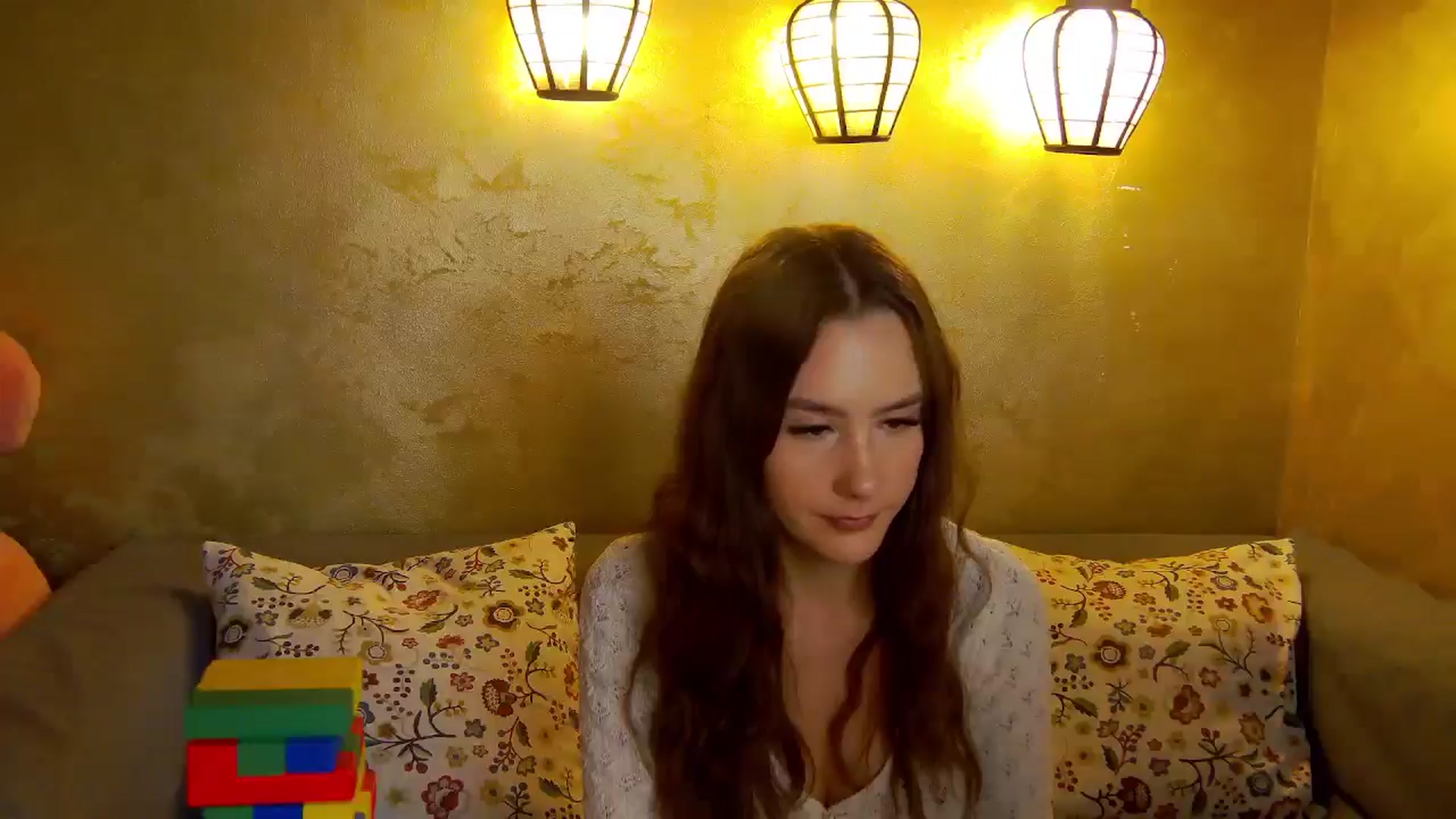 Gallery image thumbnail from Radiance's myfreecams stream on, 11/13/2025, 19:58 image 13 of 20