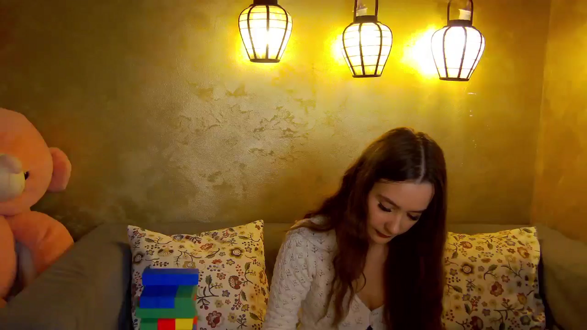 Gallery image thumbnail from Radiance's myfreecams stream on, 11/13/2025, 21:31 image 10 of 20