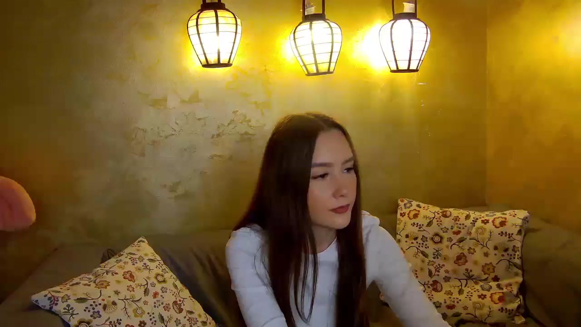 Gallery image thumbnail from Radiance's myfreecams stream on, 11/15/2025, 18:32 image 1 of 20