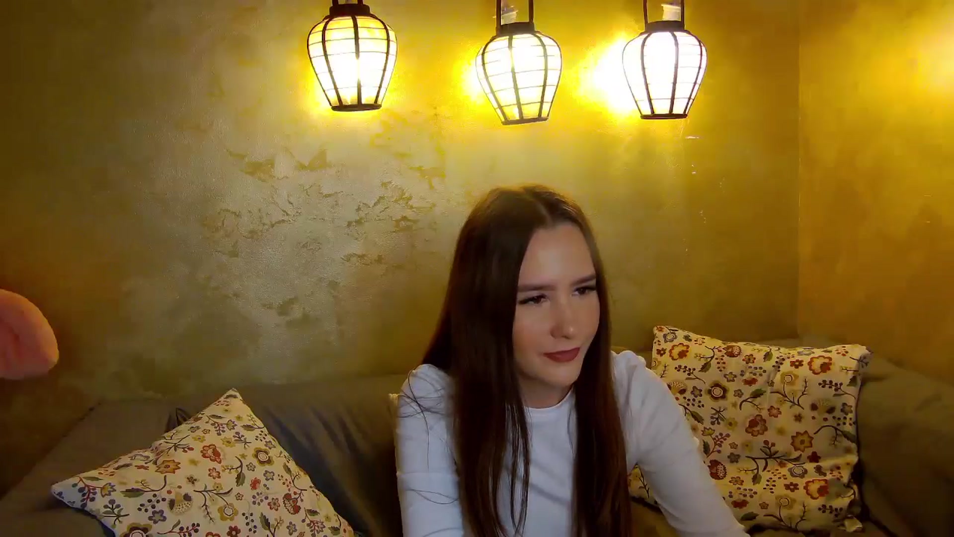 Gallery image thumbnail from Radiance's myfreecams stream on, 11/15/2025, 18:32 image 7 of 20
