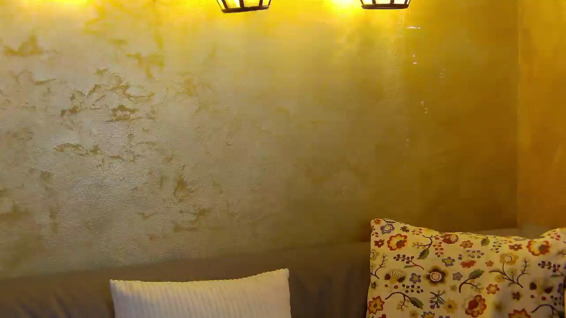 Gallery image thumbnail from Radiance's myfreecams stream on, 11/15/2025, 18:58 image 7 of 20