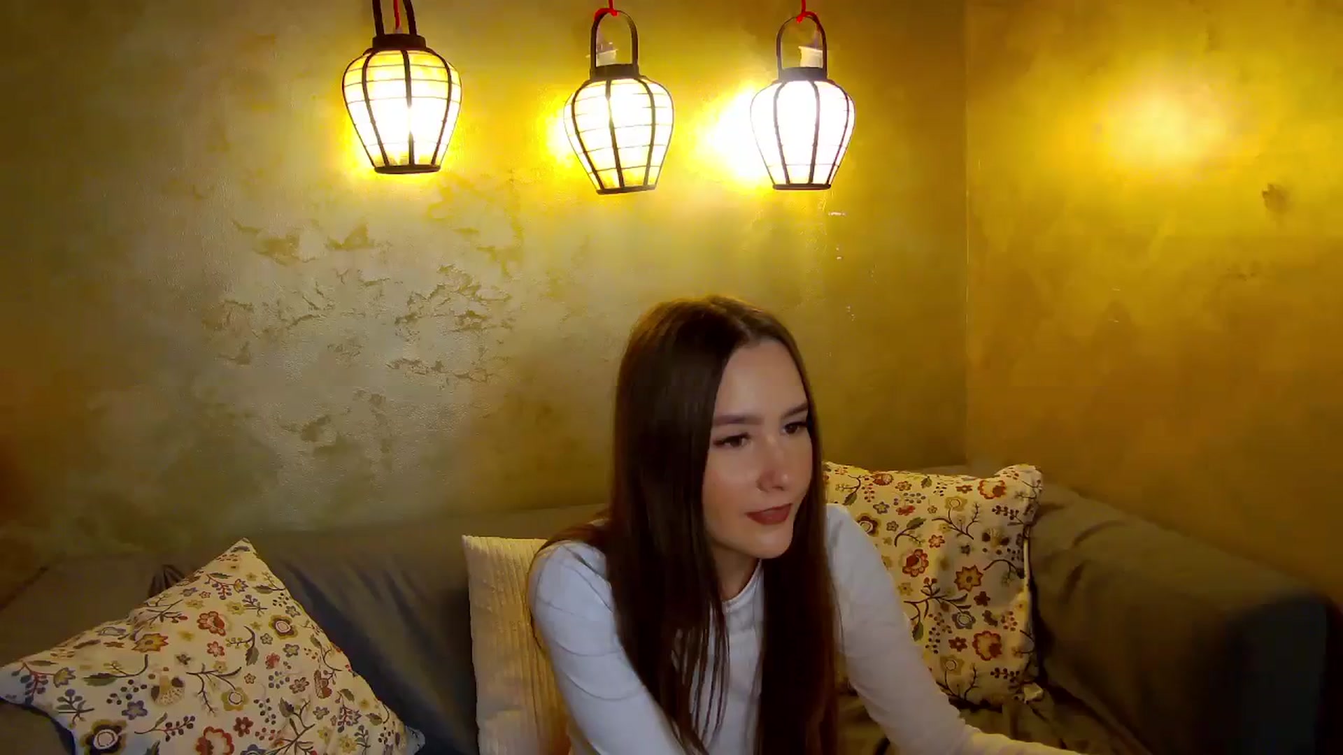 Gallery image thumbnail from Radiance's myfreecams stream on, 11/15/2025, 19:58 image 10 of 20
