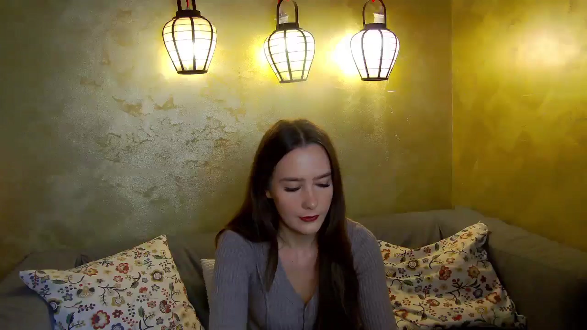 Gallery image thumbnail from Radiance's myfreecams stream on, 11/16/2025, 15:12 image 7 of 20
