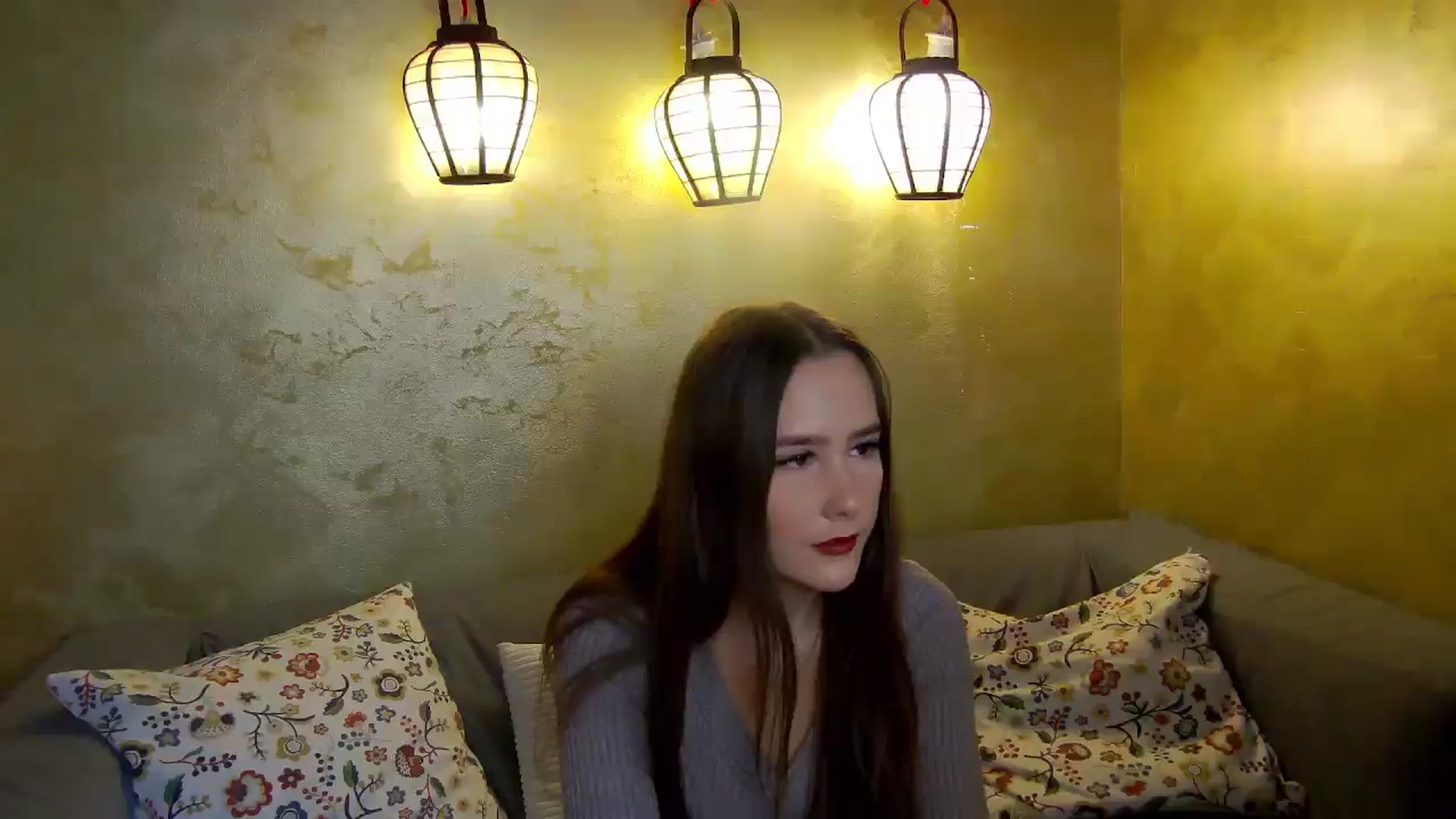Gallery image thumbnail from Radiance's myfreecams stream on, 11/16/2025, 15:12 image 17 of 20