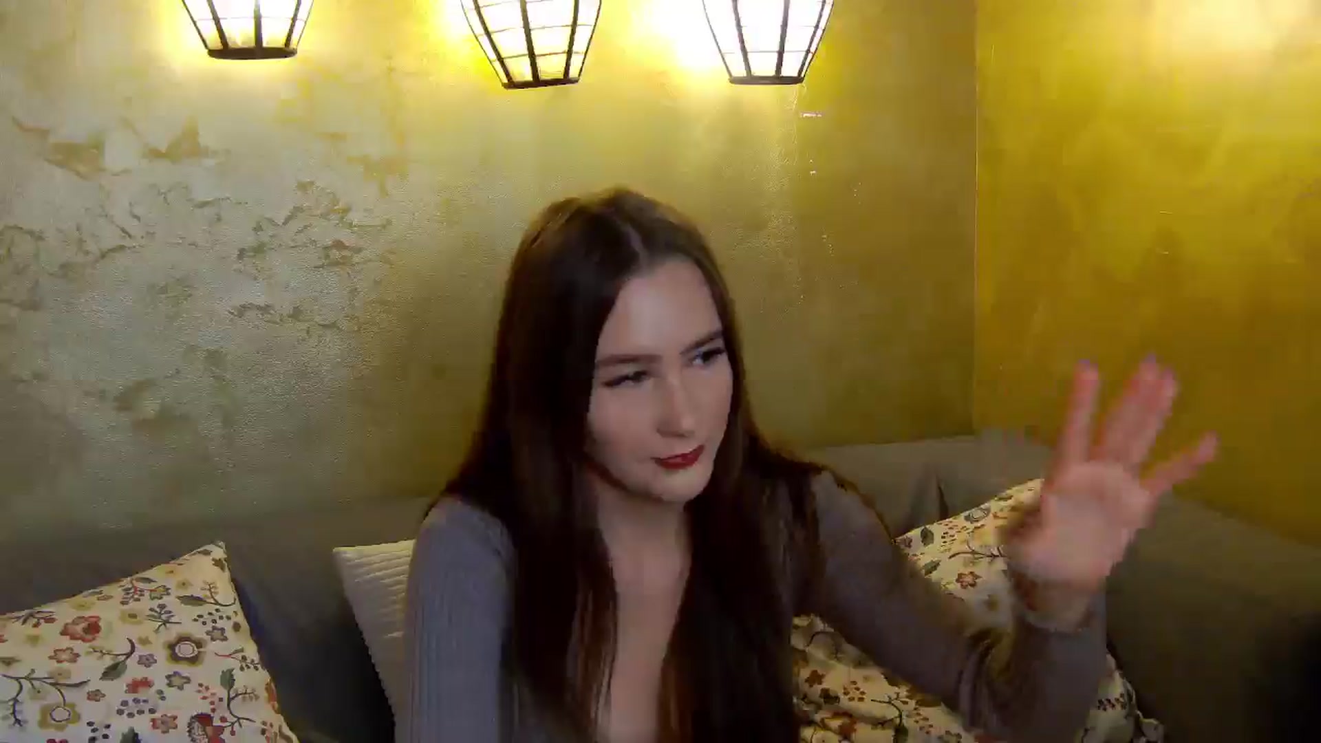 Gallery image thumbnail from Radiance's myfreecams stream on, 11/16/2025, 19:55 image 14 of 20