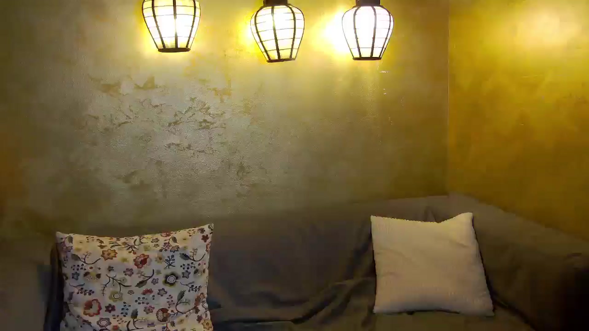 Gallery image thumbnail from Radiance's myfreecams stream on, 11/17/2025, 15:57 image 1 of 20