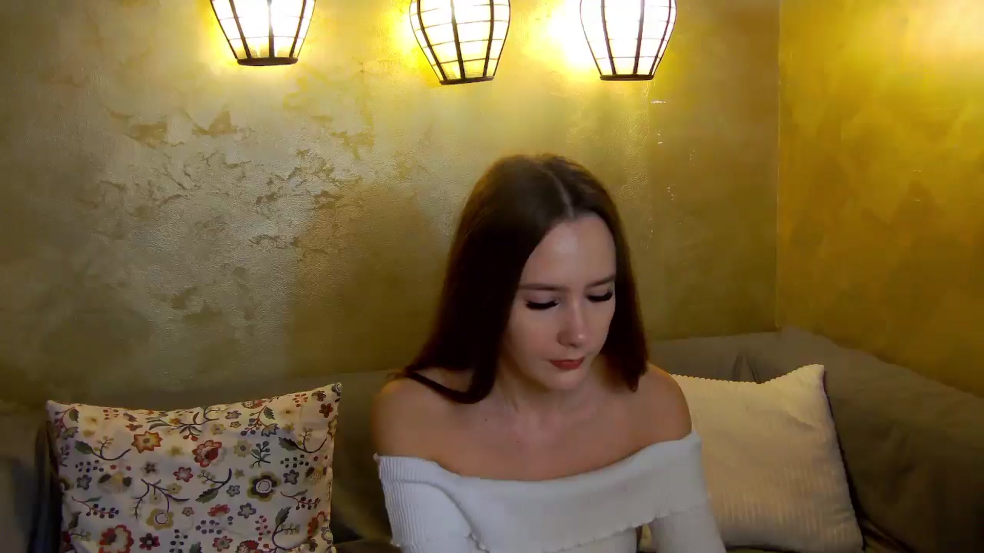 Gallery image thumbnail from Radiance's myfreecams stream on, 11/17/2025, 15:57 image 2 of 20