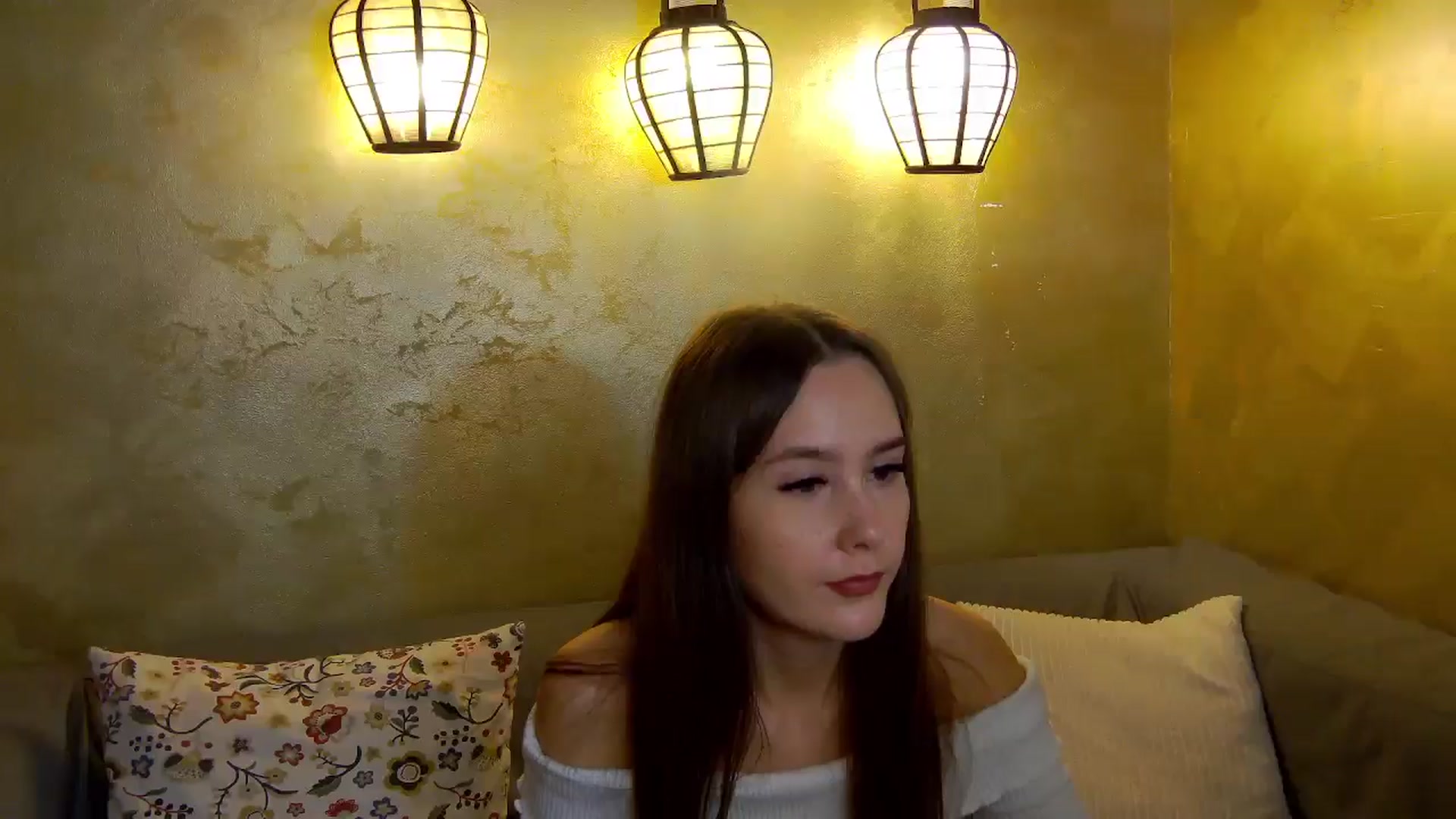 Gallery image thumbnail from Radiance's myfreecams stream on, 11/17/2025, 19:55 image 2 of 20