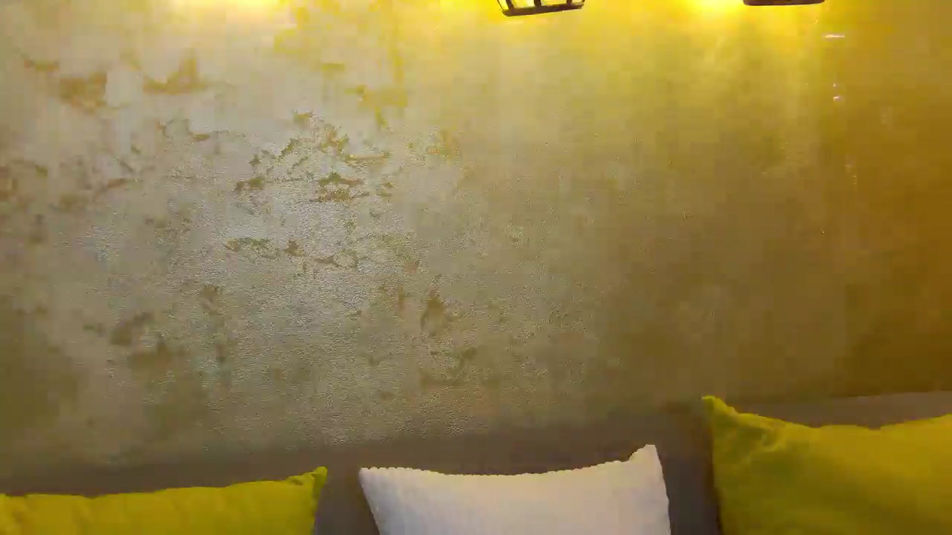 Gallery image thumbnail from Radiance's myfreecams stream on, 11/18/2025, 15:43 image 14 of 20