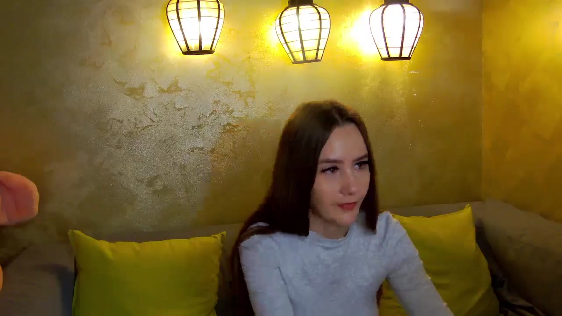 Gallery image thumbnail from Radiance's myfreecams stream on, 11/18/2025, 15:43 image 16 of 20
