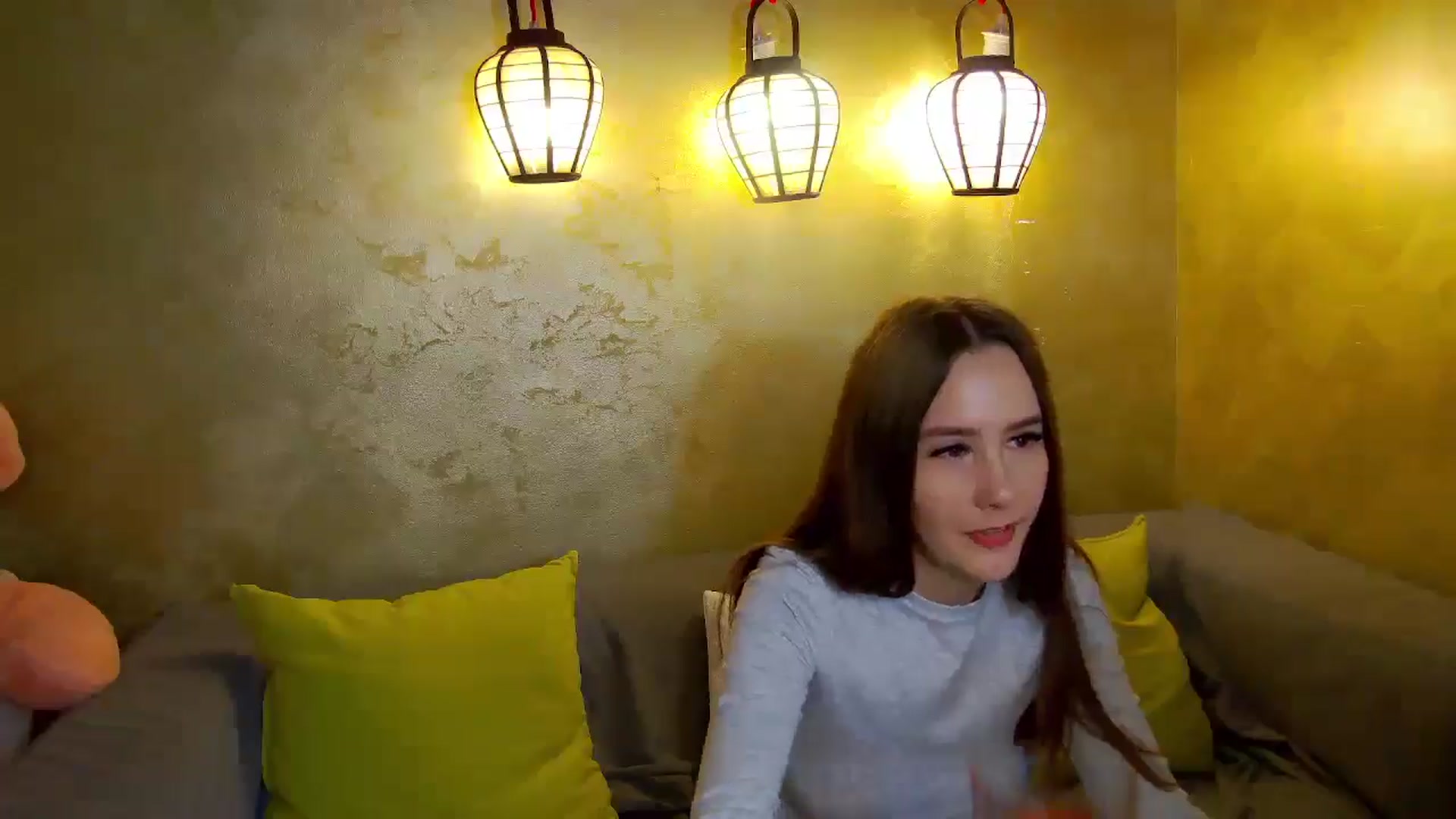 Gallery image thumbnail from Radiance's myfreecams stream on, 11/18/2025, 15:43 image 8 of 20