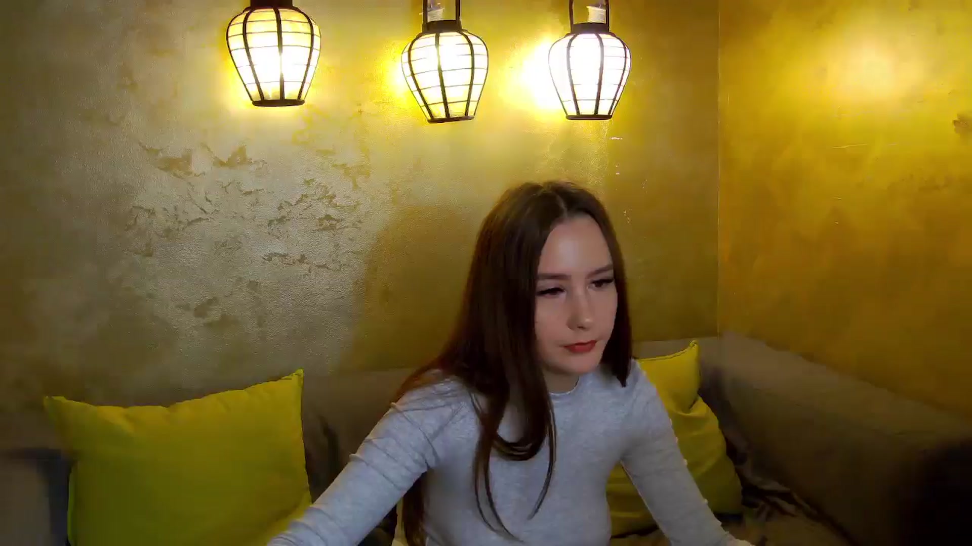 Gallery image thumbnail from Radiance's myfreecams stream on, 11/18/2025, 15:43 image 2 of 20