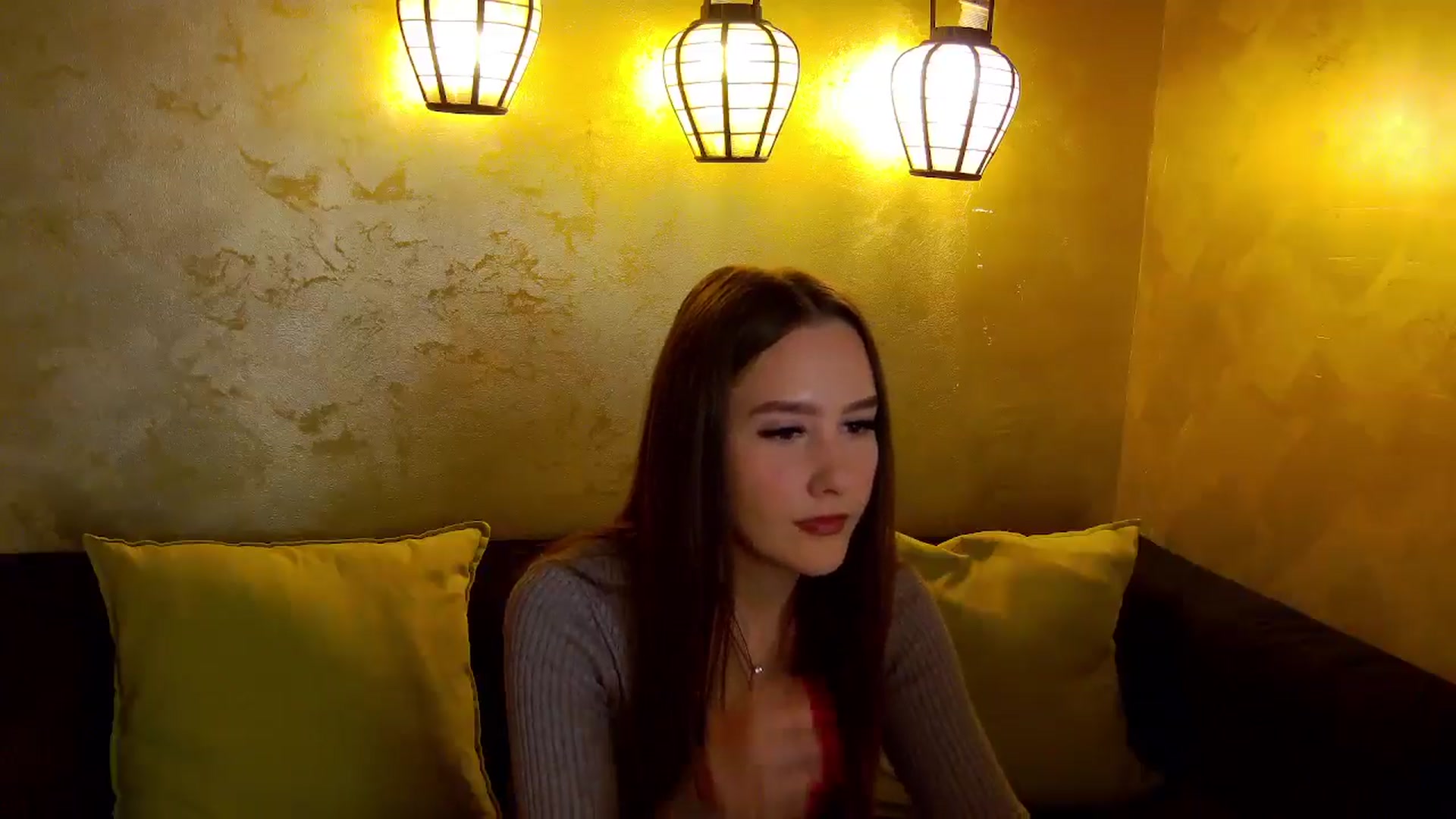 Gallery image thumbnail from Radiance's myfreecams stream on, 11/25/2025, 15:12 image 4 of 20