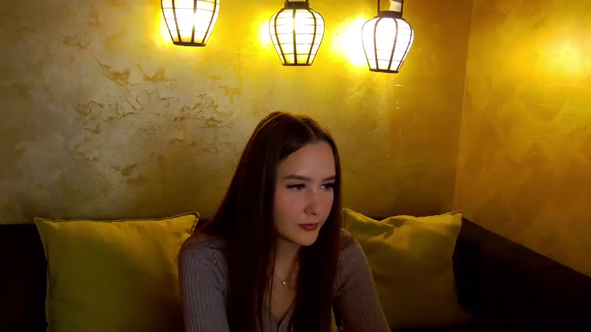 Gallery image thumbnail from Radiance's myfreecams stream on, 11/25/2025, 15:12 image 7 of 20
