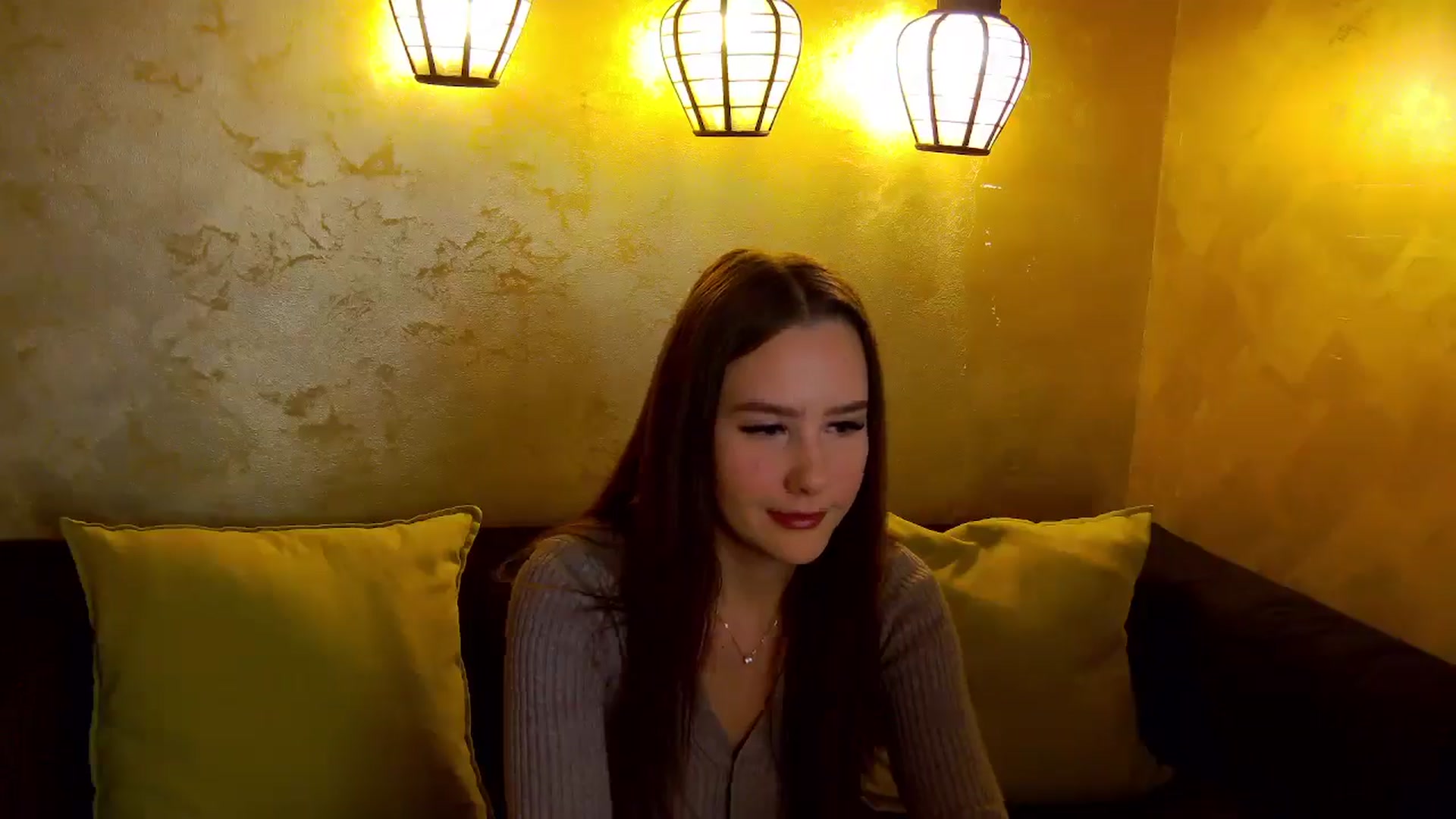 Gallery image thumbnail from Radiance's myfreecams stream on, 11/25/2025, 15:12 image 2 of 20