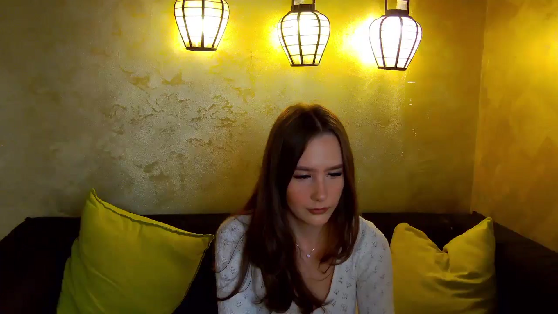 Gallery image thumbnail from Radiance's myfreecams stream on, 11/27/2025, 14:11 image 17 of 20