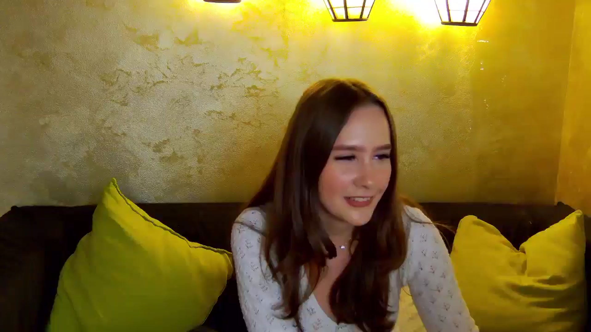 Gallery image thumbnail from Radiance's myfreecams stream on, 11/27/2025, 15:22 image 19 of 20