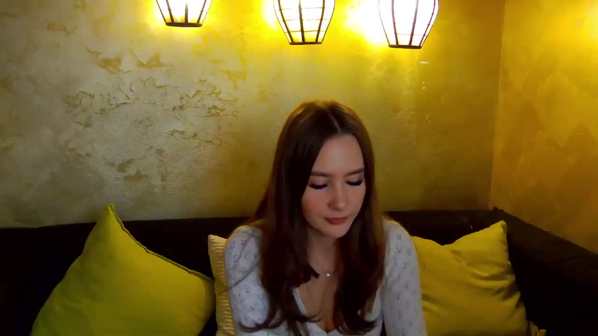 Gallery image thumbnail from Radiance's myfreecams stream on, 11/27/2025, 21:27 image 9 of 20