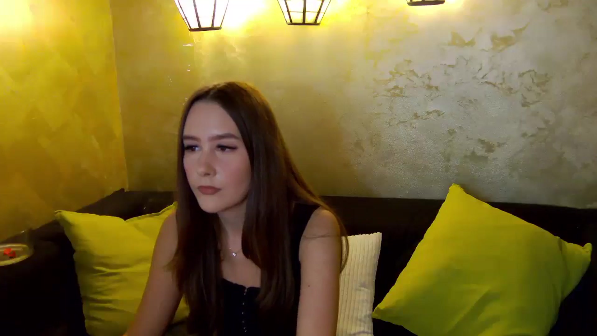 Gallery image thumbnail from Radiance's myfreecams stream on, 11/30/2025, 15:28 image 11 of 20