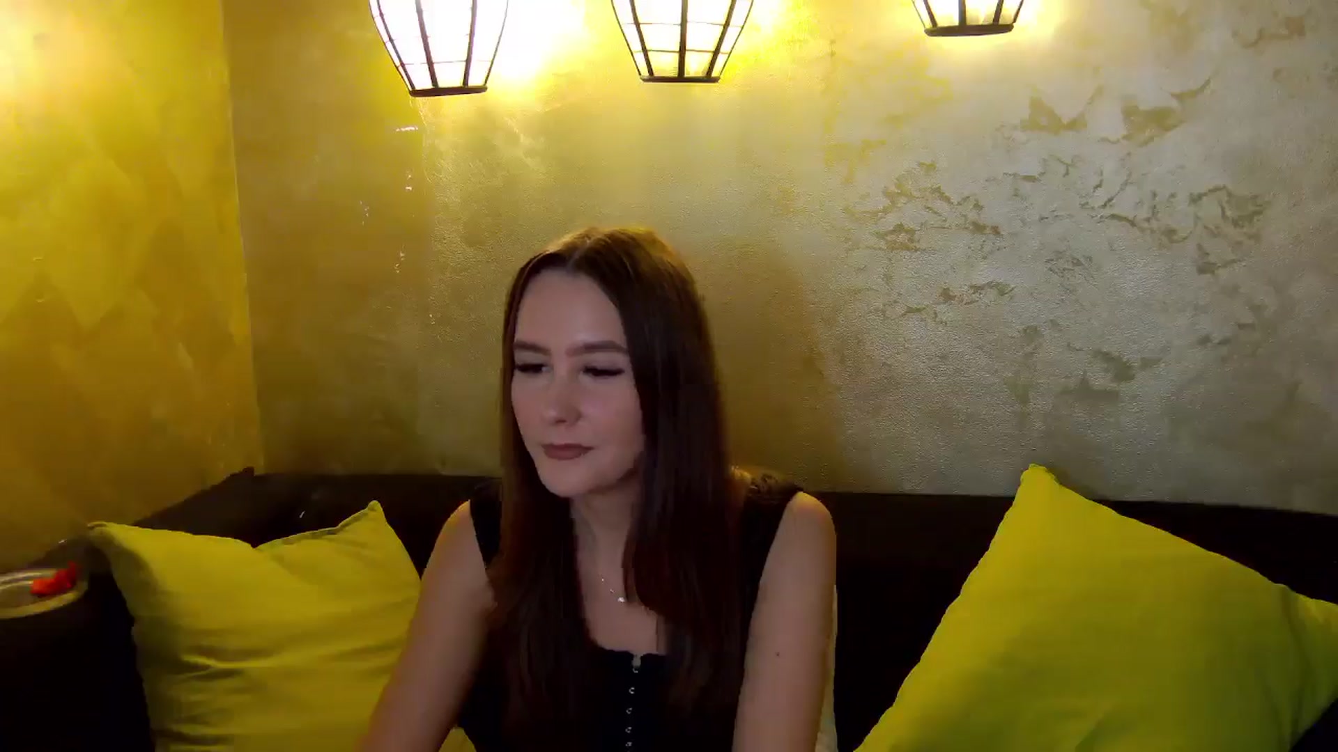 Gallery image thumbnail from Radiance's myfreecams stream on, 11/30/2025, 18:12 image 11 of 20
