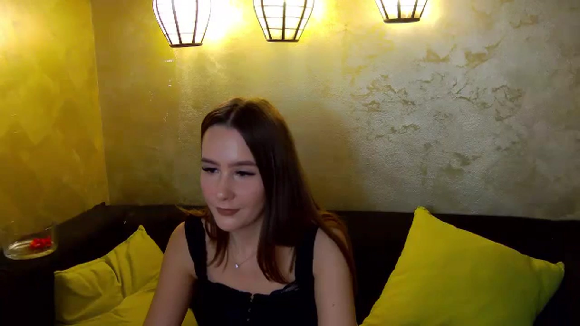 Gallery image thumbnail from Radiance's myfreecams stream on, 11/30/2025, 20:38 image 6 of 20