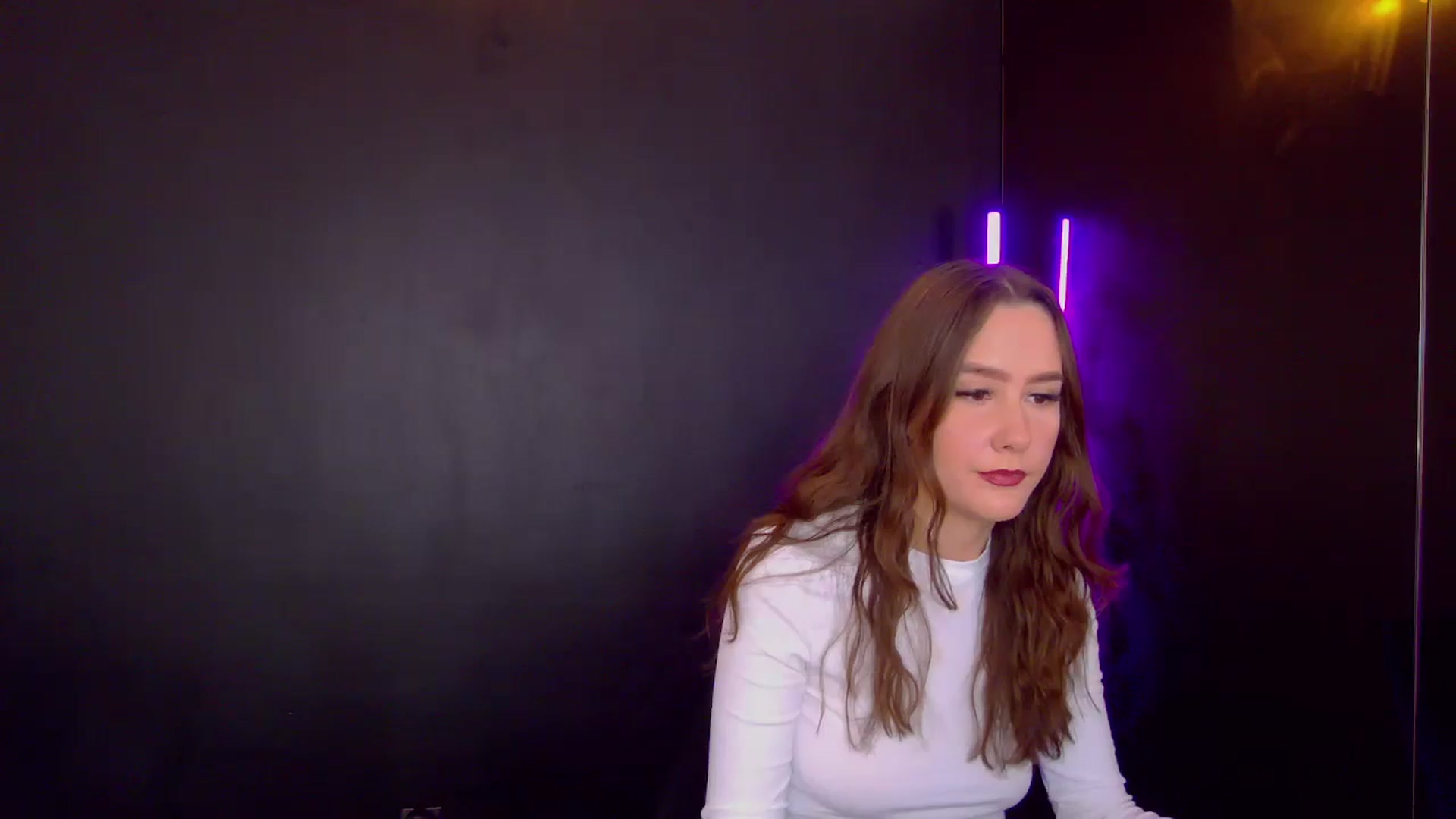 Gallery image thumbnail from Radiance's myfreecams stream on, 12/04/2025, 15:37 image 11 of 20