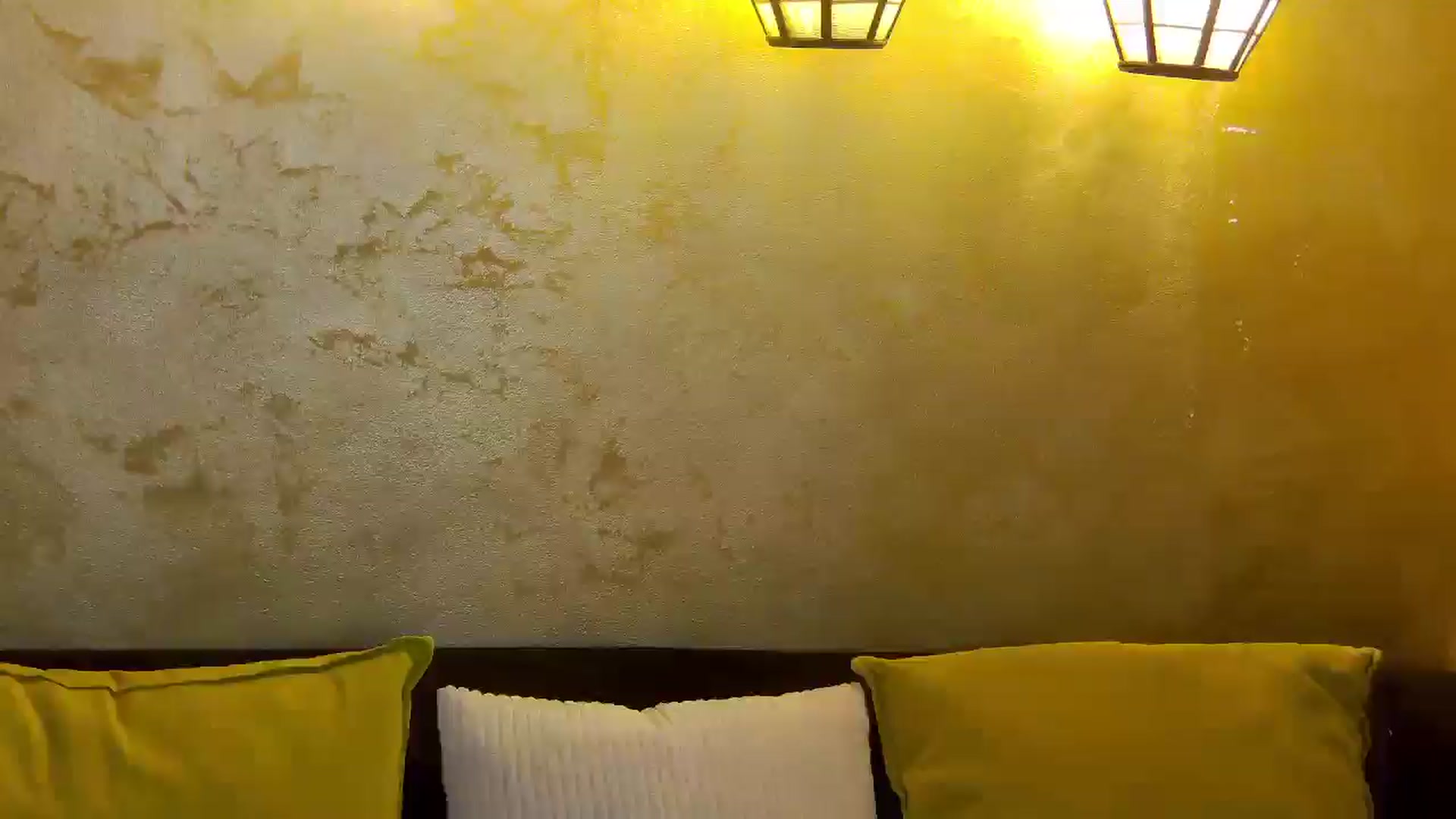 Gallery image thumbnail from Radiance's myfreecams stream on, 12/05/2025, 18:57 image 18 of 20